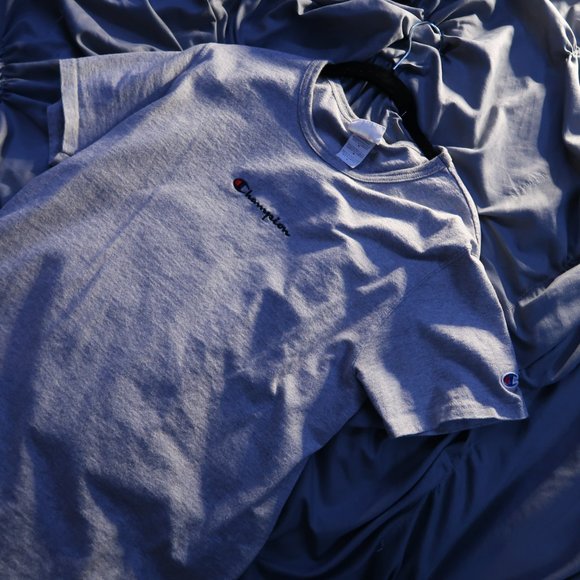 Champion logo Tee - Picture 2 of 5